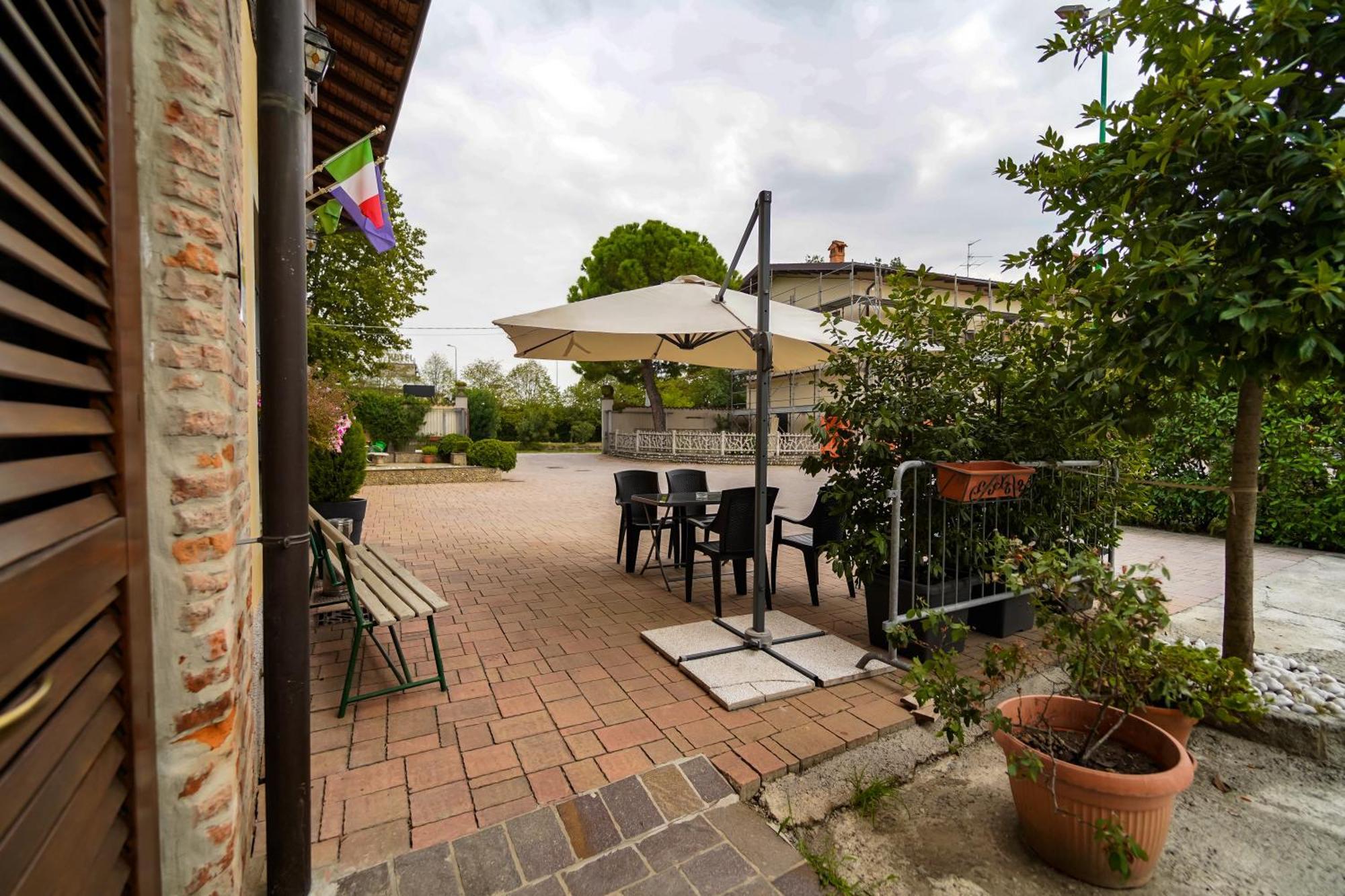 Bed and Breakfast L'Antico Borgo Zanica Exteriér fotografie